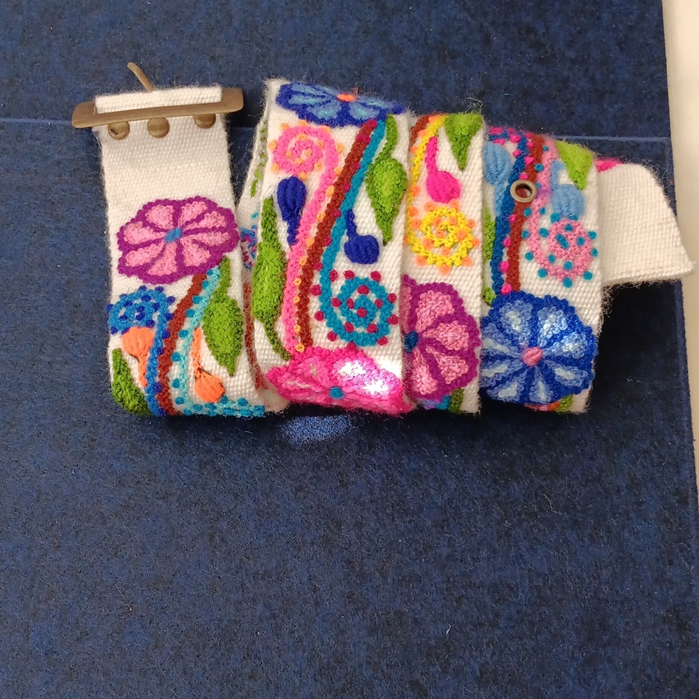 FLORAL PERUVIAN EMBROIDERED INKA BELT (NWOT) - Picture 2 of 8